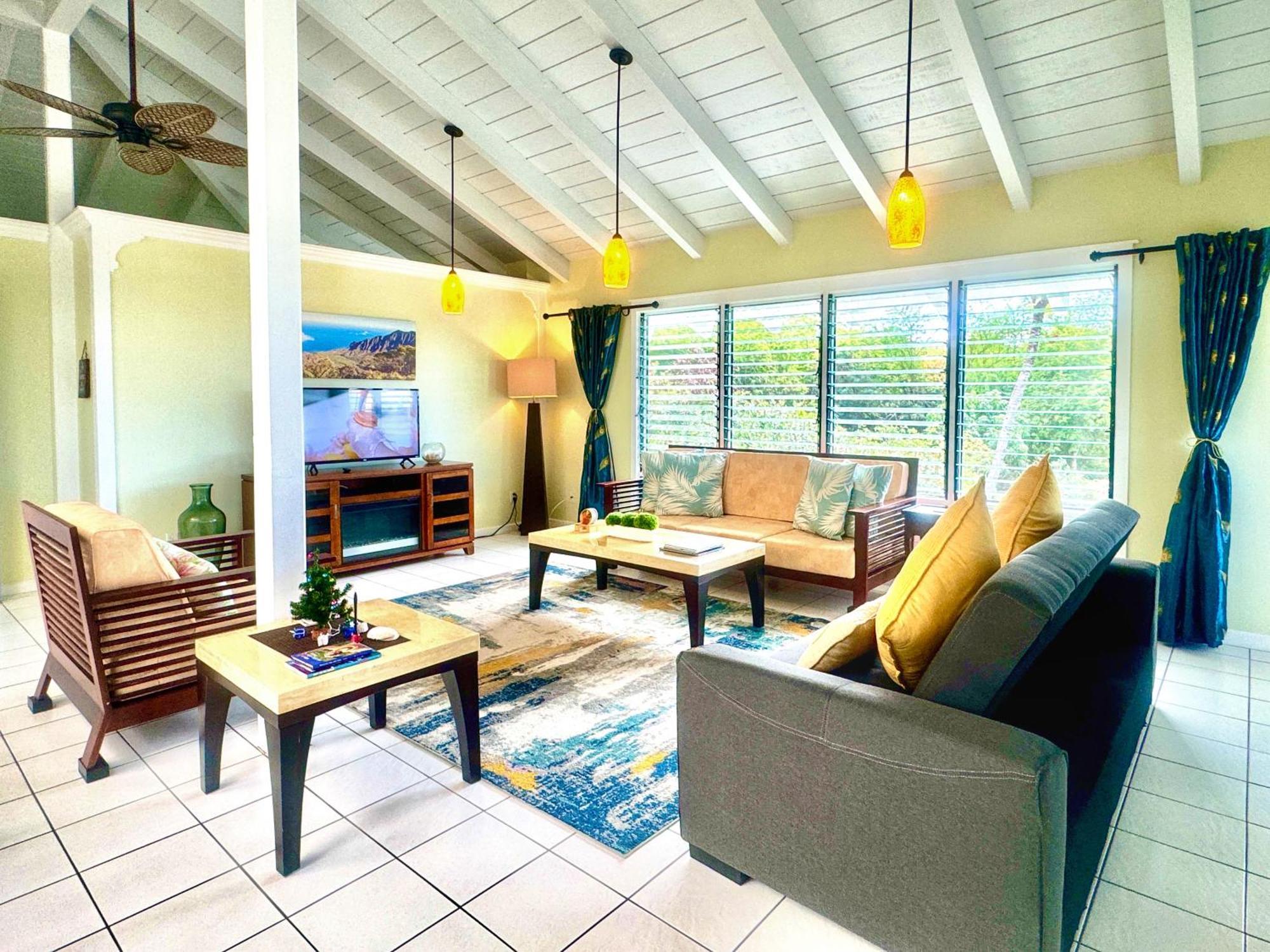 Big Island Retreat Hotel Keauhou Exterior photo