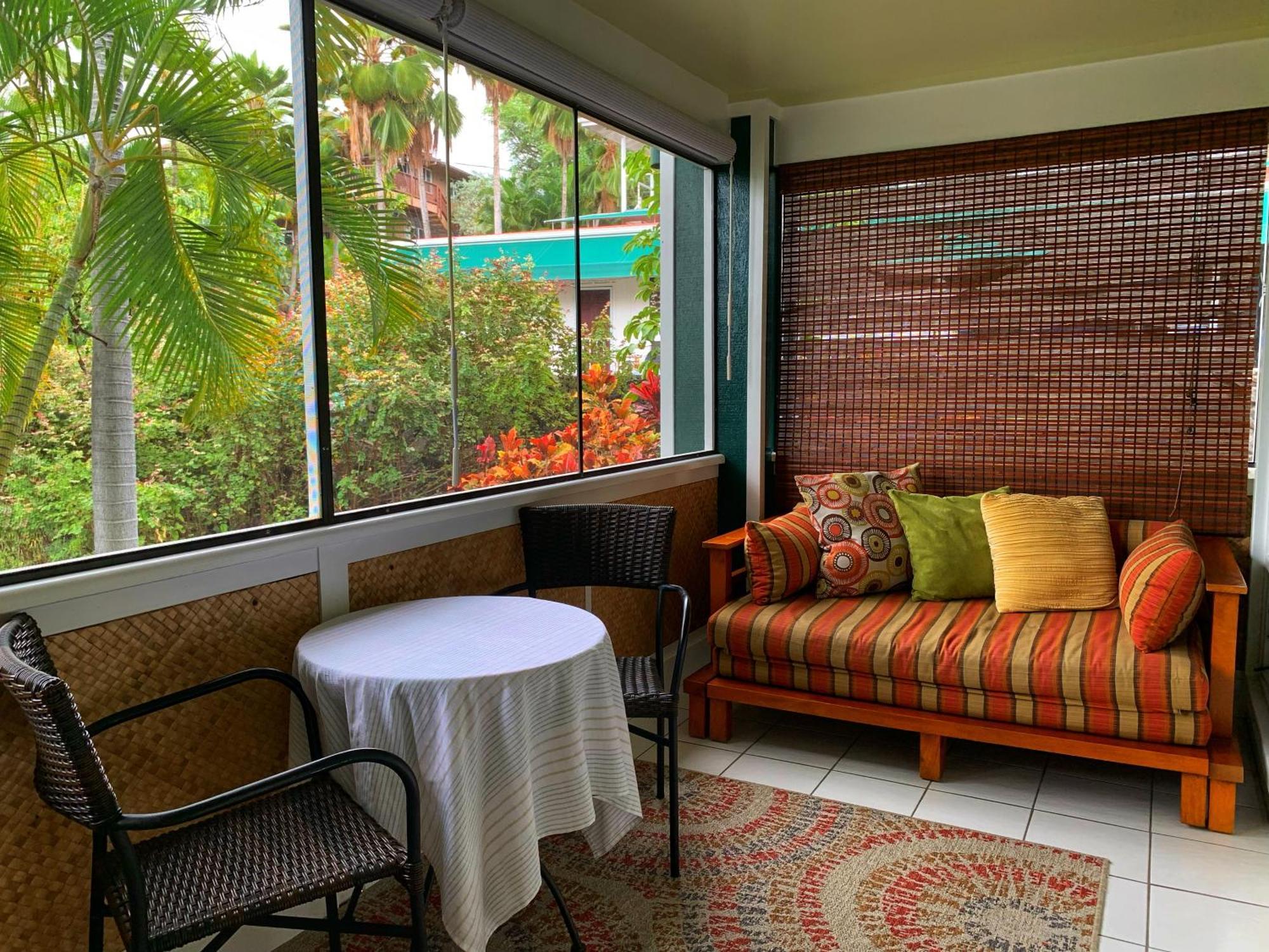 Big Island Retreat Hotel Keauhou Exterior photo