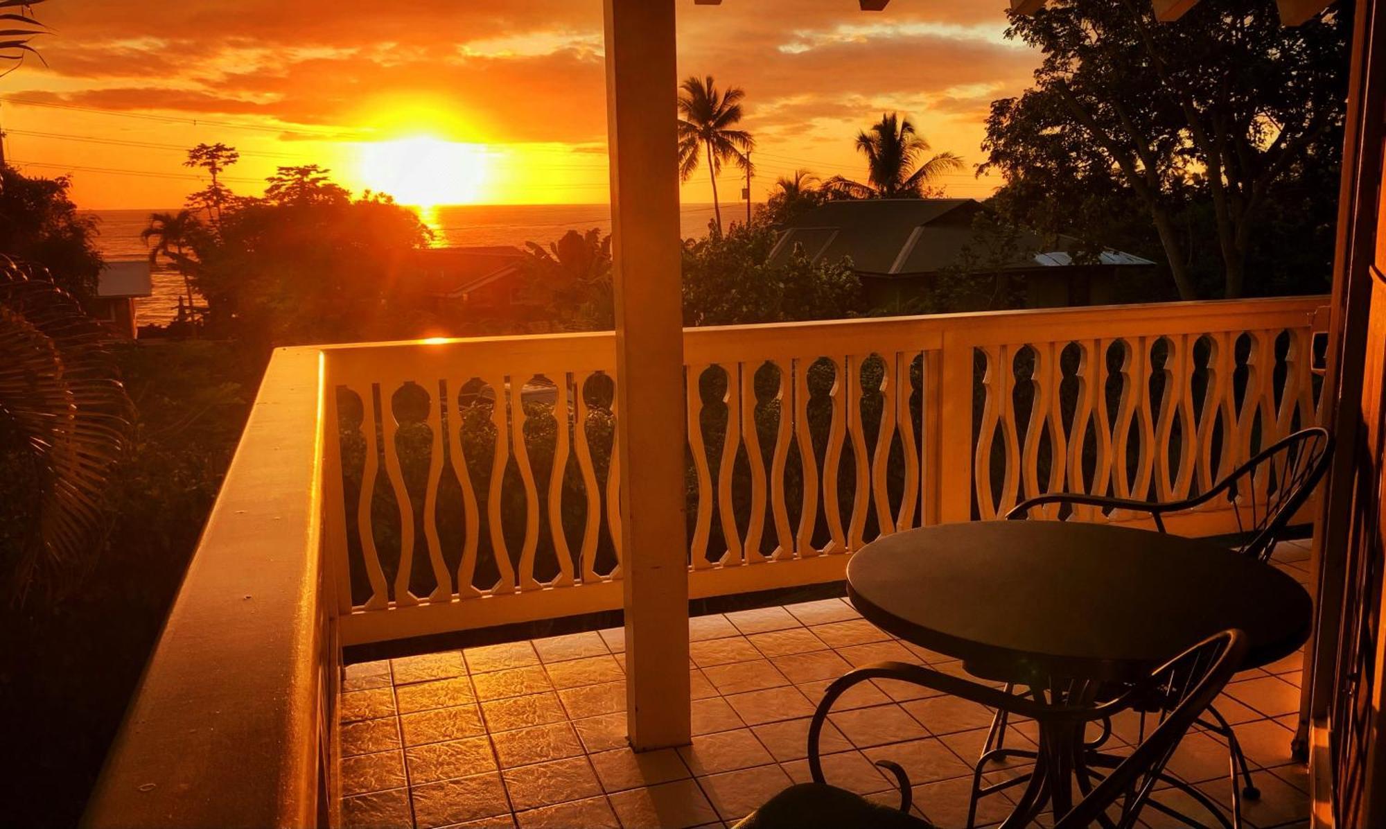 Big Island Retreat Hotel Keauhou Exterior photo